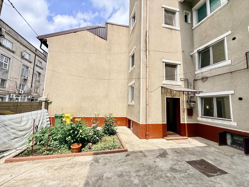 Unirii, Piata Regina Maria si Rond Cosbuc / casa individuala / D+P+E1+E2