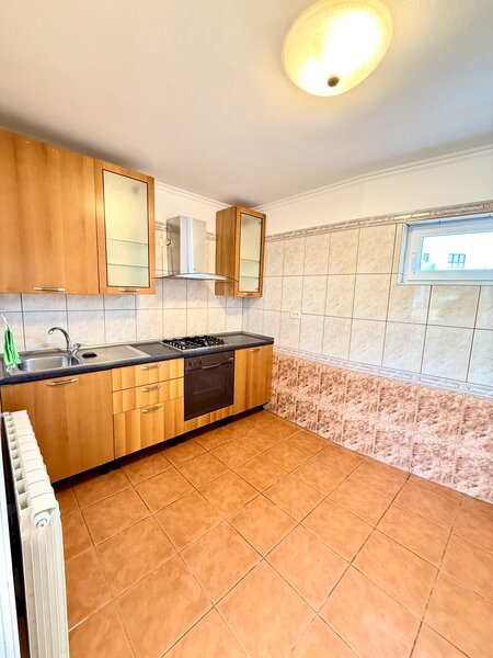 Unirii, Piata Regina Maria si Rond Cosbuc / casa individuala / D+P+E1+E2